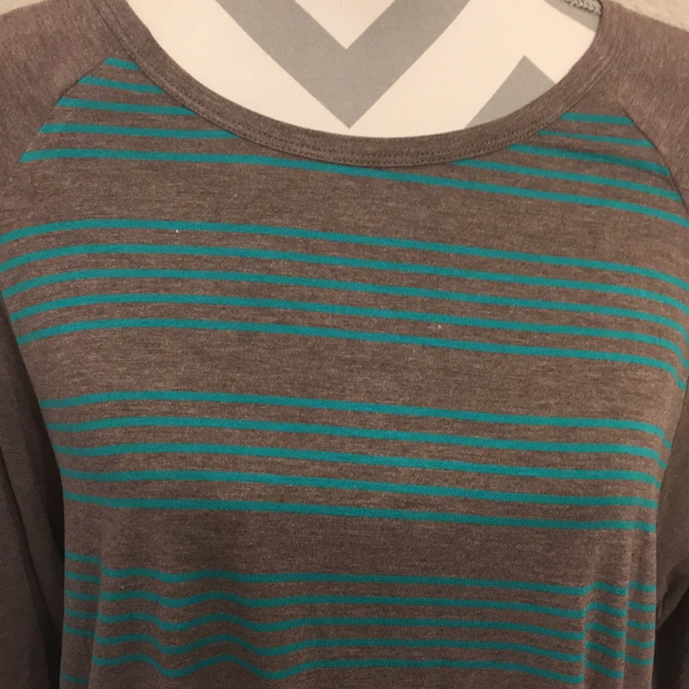 LuLaRoe Randy NWT - Picture 2 of 4